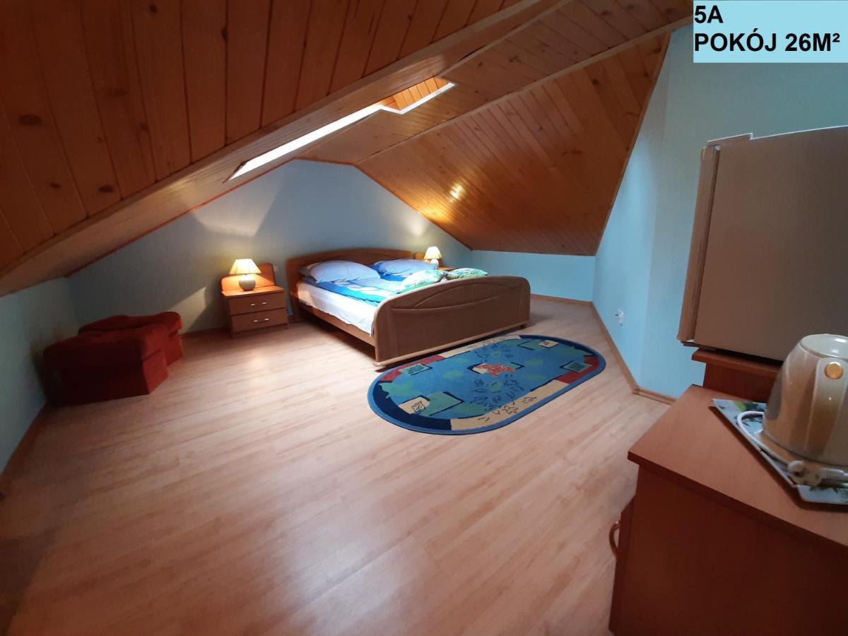 Homestay Goscinne Parkowa 1